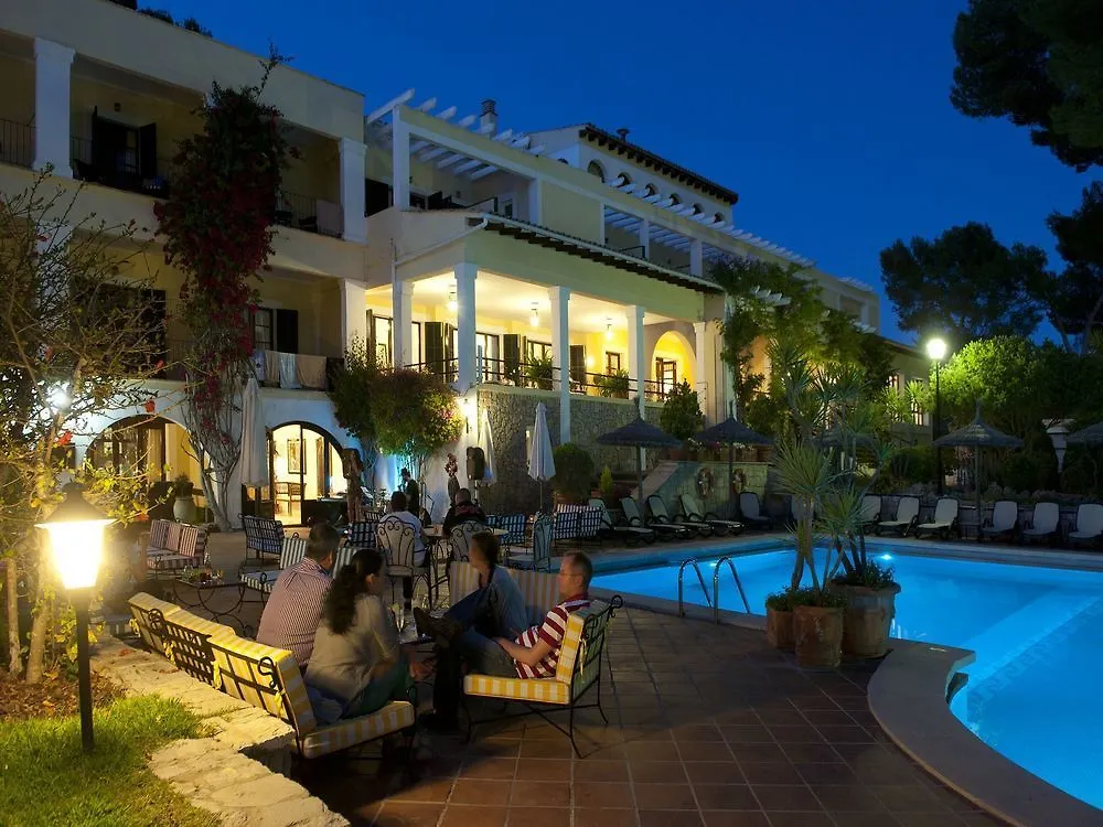 Hotel Bahia Peguera 4*,
